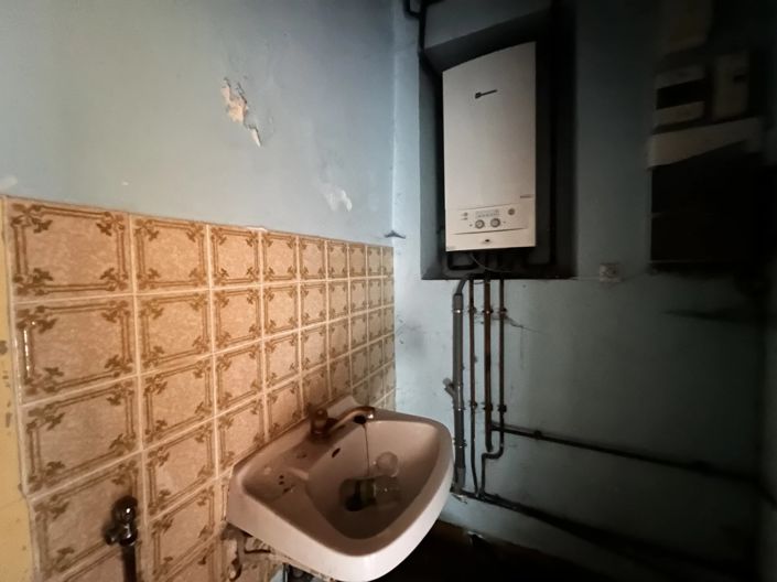 Image No.11-2 Bed House for sale