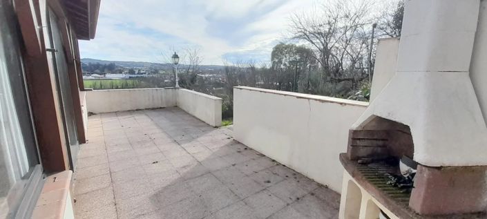 Image No.14-4 Bed Village House for sale