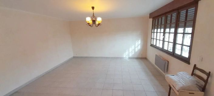 Image No.9-4 Bed Village House for sale