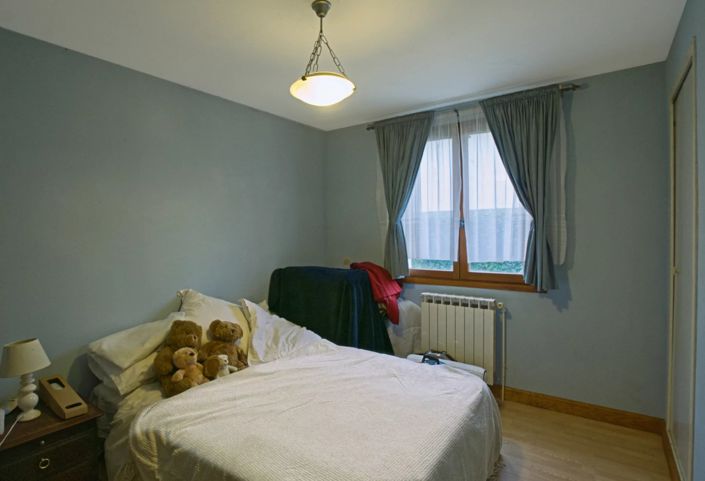 Image No.7-2 Bed House for sale