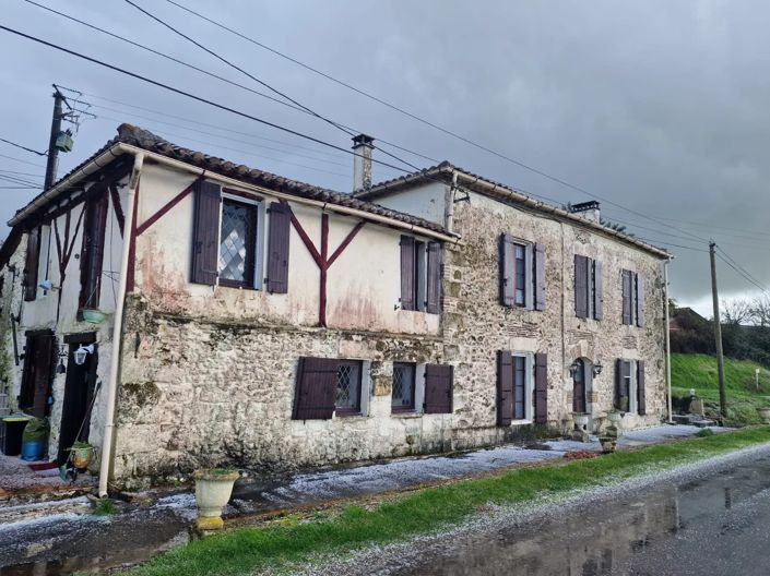 Image No.2-3 Bed Village House for sale