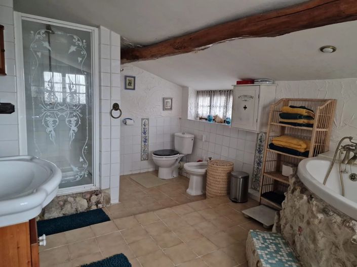 Image No.8-3 Bed Village House for sale