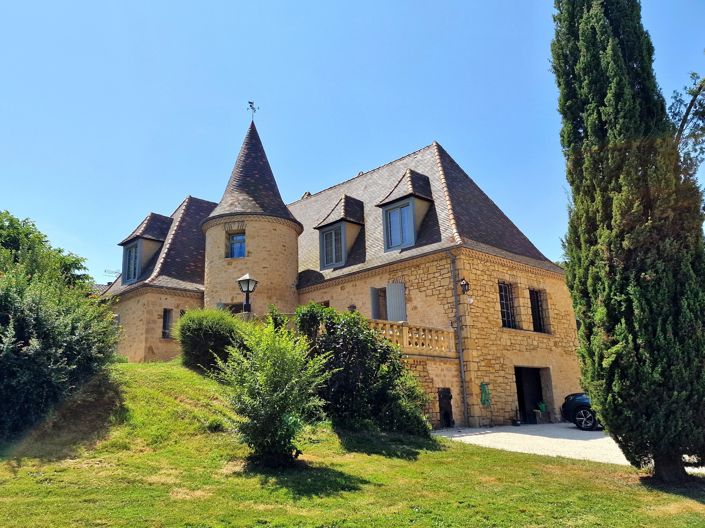 Image No.1-5 Bed House for sale