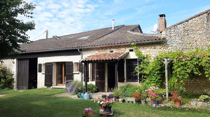 Image No.1-3 Bed Village House for sale