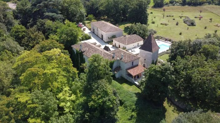 Image No.2-6 Bed House for sale