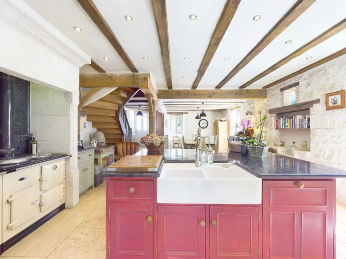 Image No.3-6 Bed House for sale