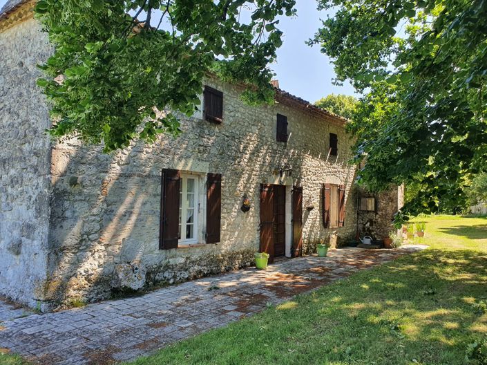 Image No.1-8 Bed House for sale