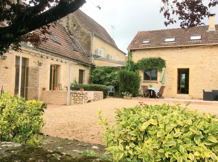 Image No.1-5 Bed House for sale