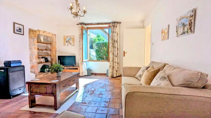 Image No.2-5 Bed House for sale