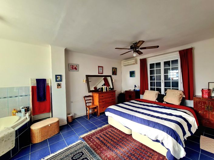 Image No.14-5 Bed House for sale