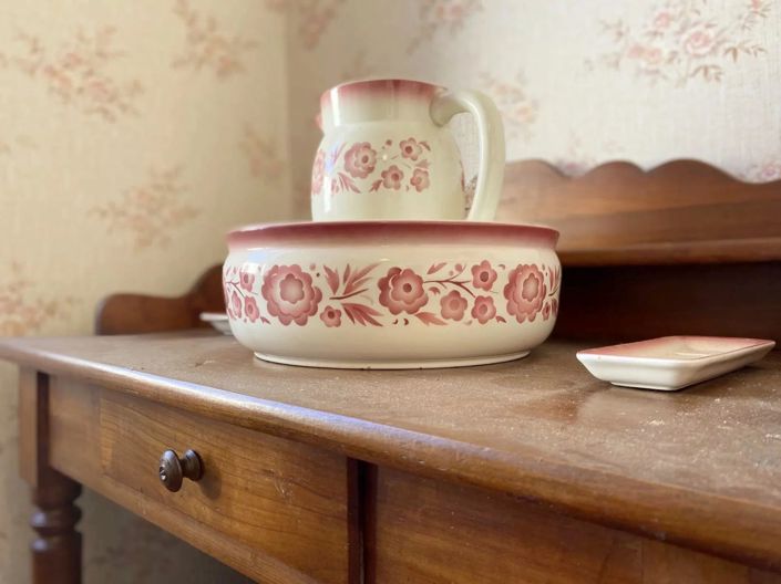 Image No.9-4 Bed Village House for sale