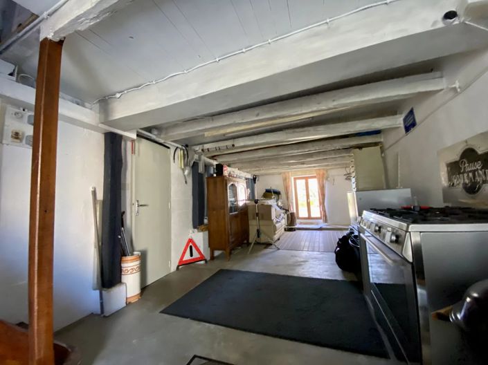 Image No.11-5 Bed House for sale