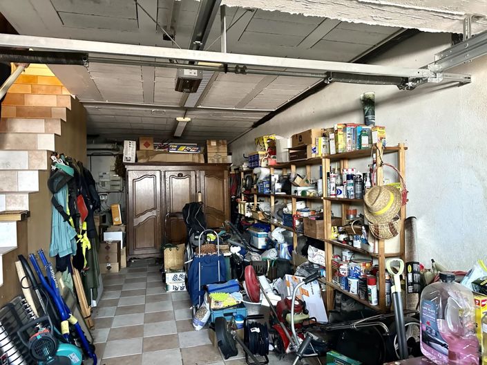 Image No.15-4 Bed House for sale