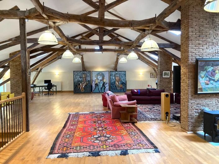 Image No.12-7 Bed House for sale