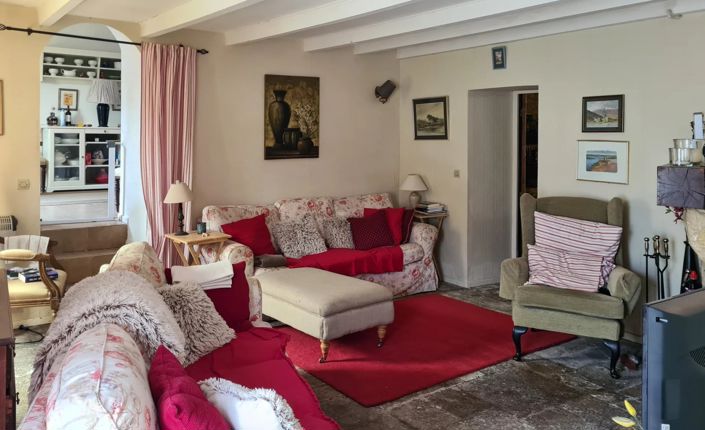 Image No.5-4 Bed Village House for sale