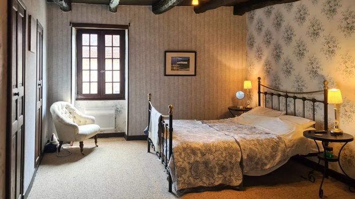 Image No.8-4 Bed Village House for sale