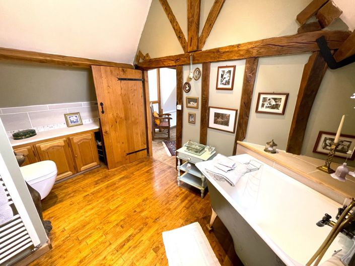 Image No.6-3 Bed House for sale