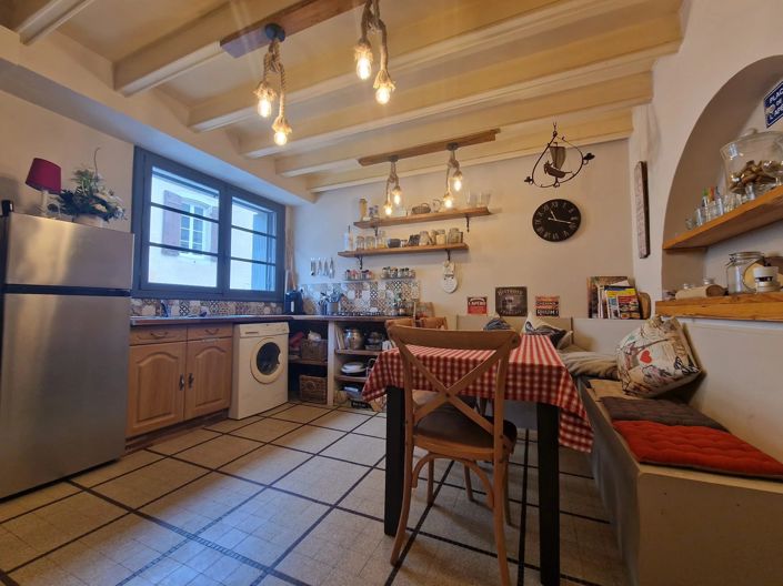 Image No.6-3 Bed Property for sale