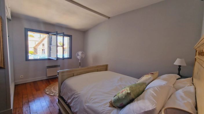 Image No.9-3 Bed Property for sale