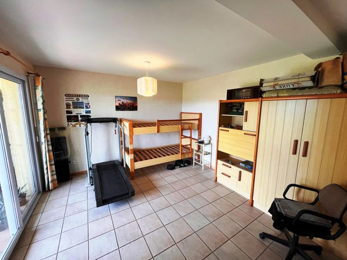 Image No.13-3 Bed House for sale