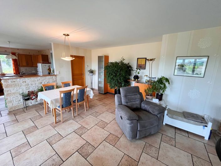 Image No.3-3 Bed House for sale