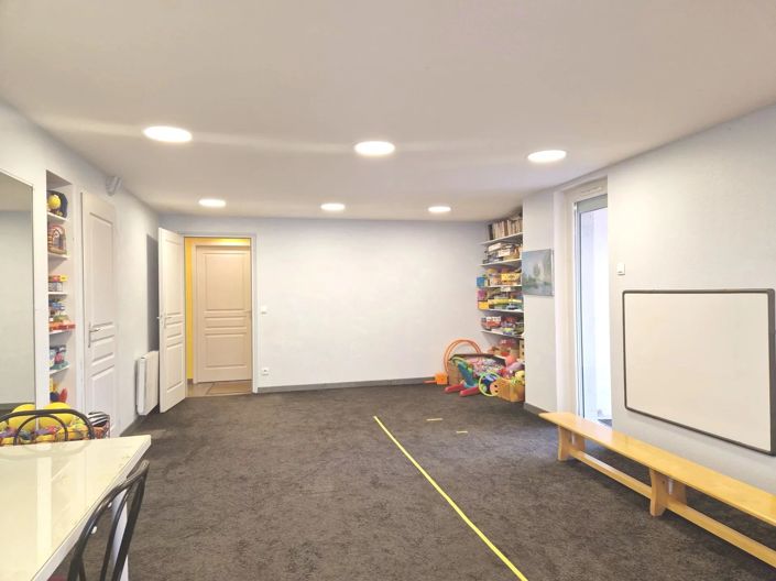 Image No.15-2 Bed House for sale