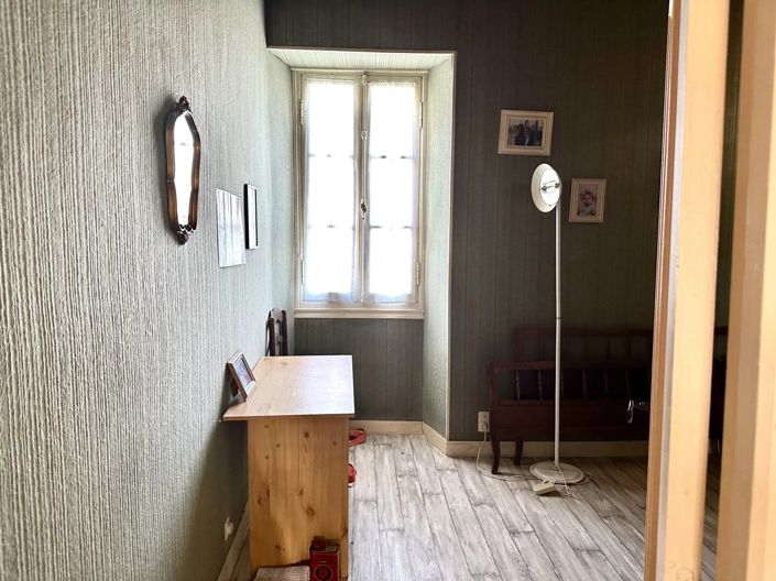 Image No.6-3 Bed House for sale