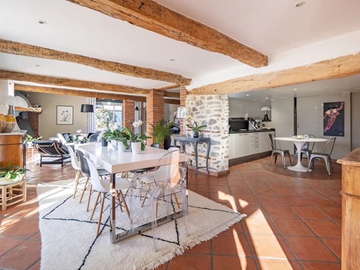 Image No.2-5 Bed House for sale