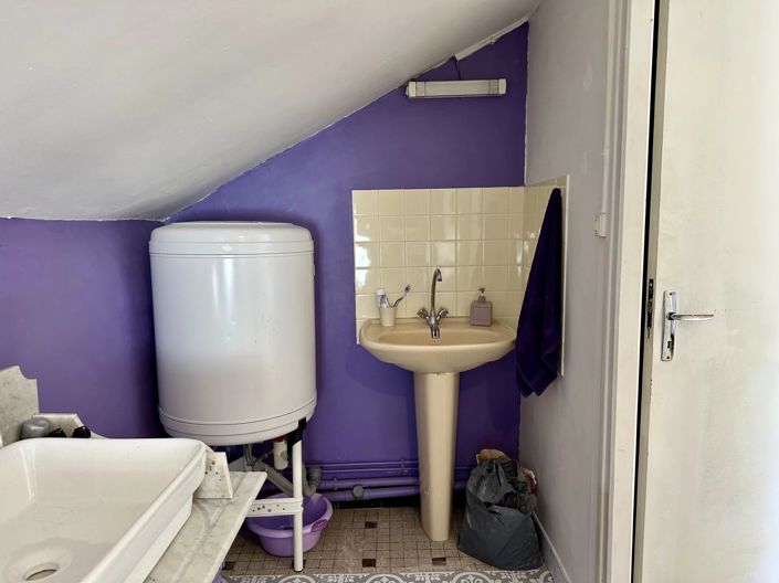 Image No.9-1 Bed House for sale