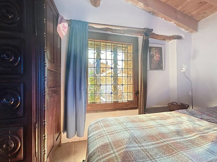 Image No.15-4 Bed House for sale