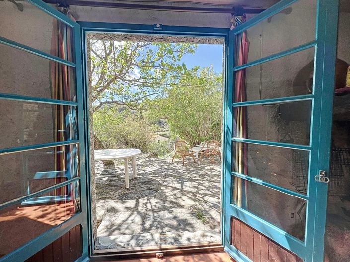 Image No.8-4 Bed House for sale