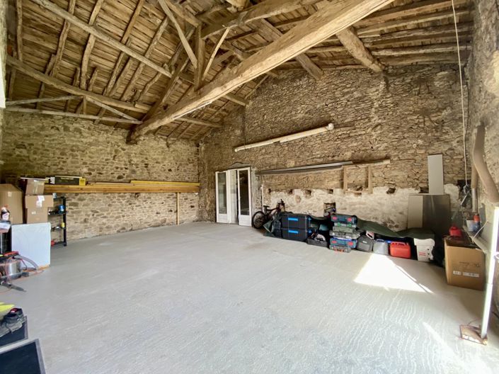 Image No.11-3 Bed House for sale