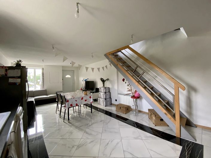 Image No.5-3 Bed House for sale