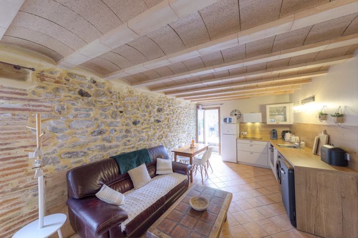 Image No.11-7 Bed House for sale