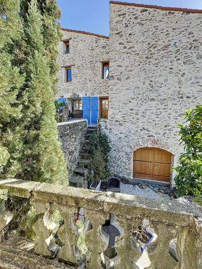 Image No.4-7 Bed House for sale