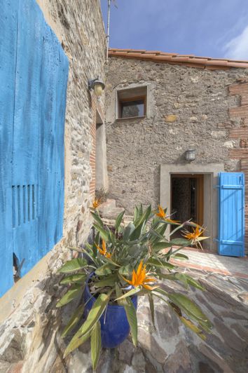 Image No.5-7 Bed House for sale