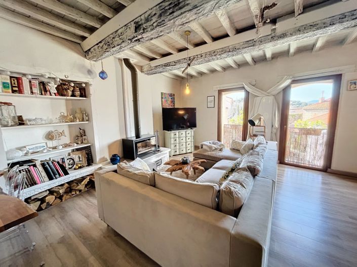 Image No.7-7 Bed House for sale