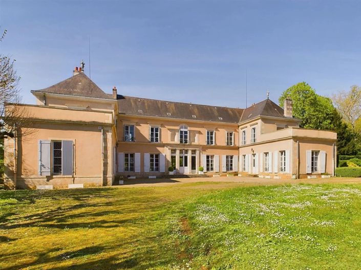 Image No.2-10 Bed House for sale