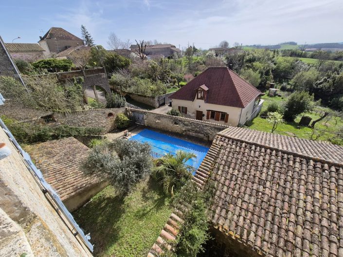 Image No.14-10 Bed House for sale