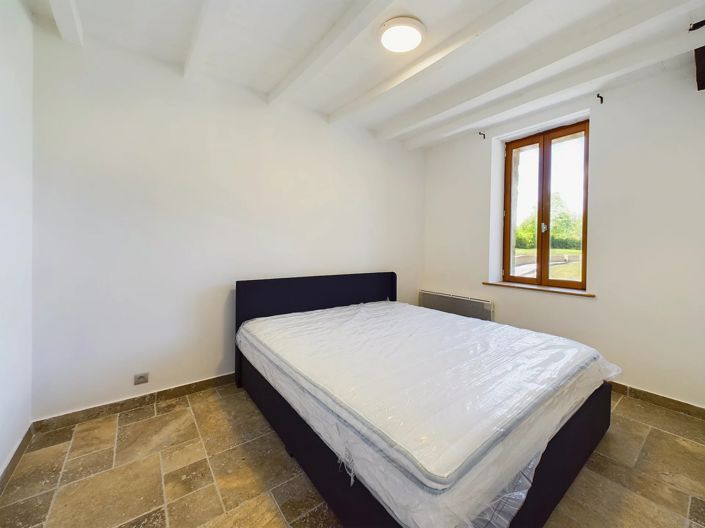 Image No.14-7 Bed House for sale