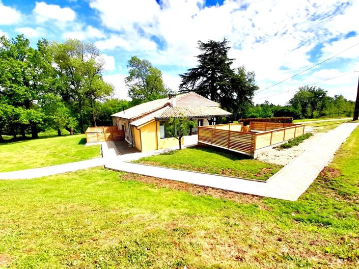 Image No.11-7 Bed House for sale