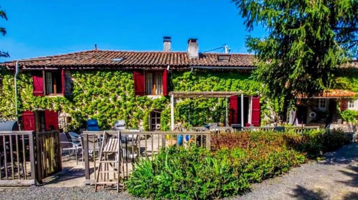 Image No.10-10 Bed House for sale