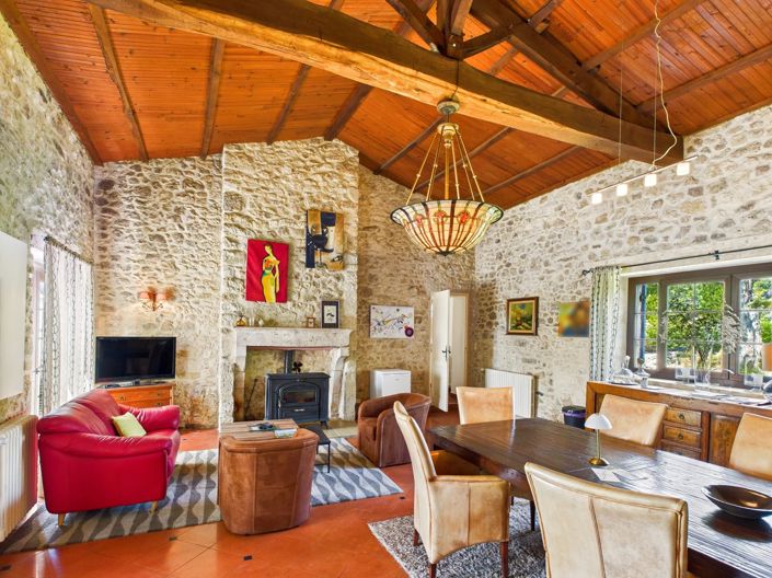 Image No.3-4 Bed House for sale