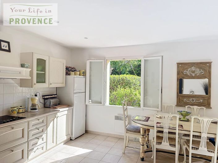 Image No.4-2 Bed Property for sale