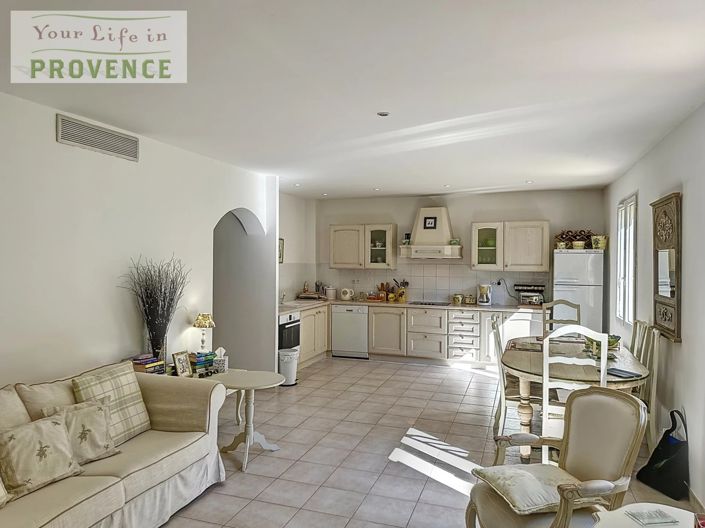 Image No.5-2 Bed Property for sale