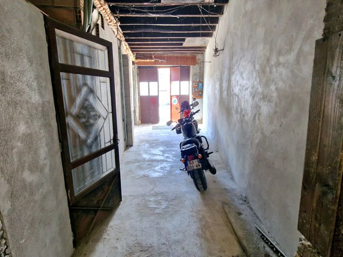 Image No.10-4 Bed House for sale