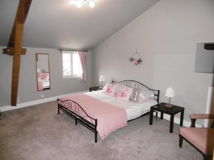 Image No.11-6 Bed House for sale