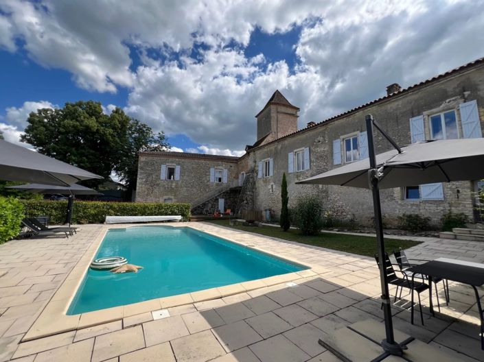 Image No.2-5 Bed Village House for sale