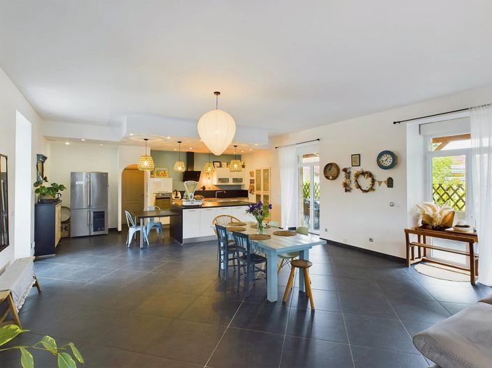 Image No.3-5 Bed Village House for sale