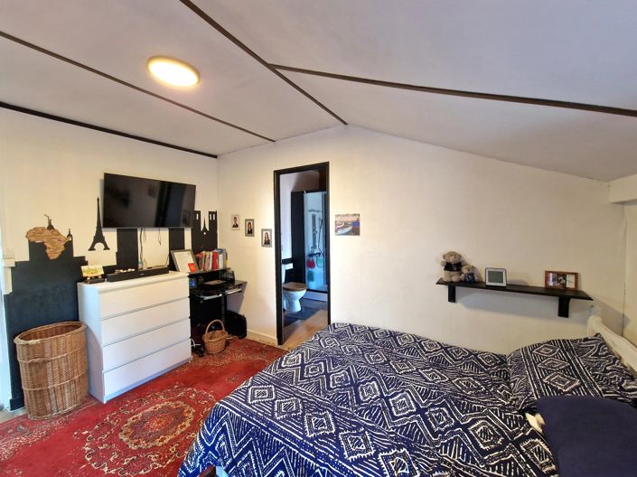 Image No.11-4 Bed House for sale